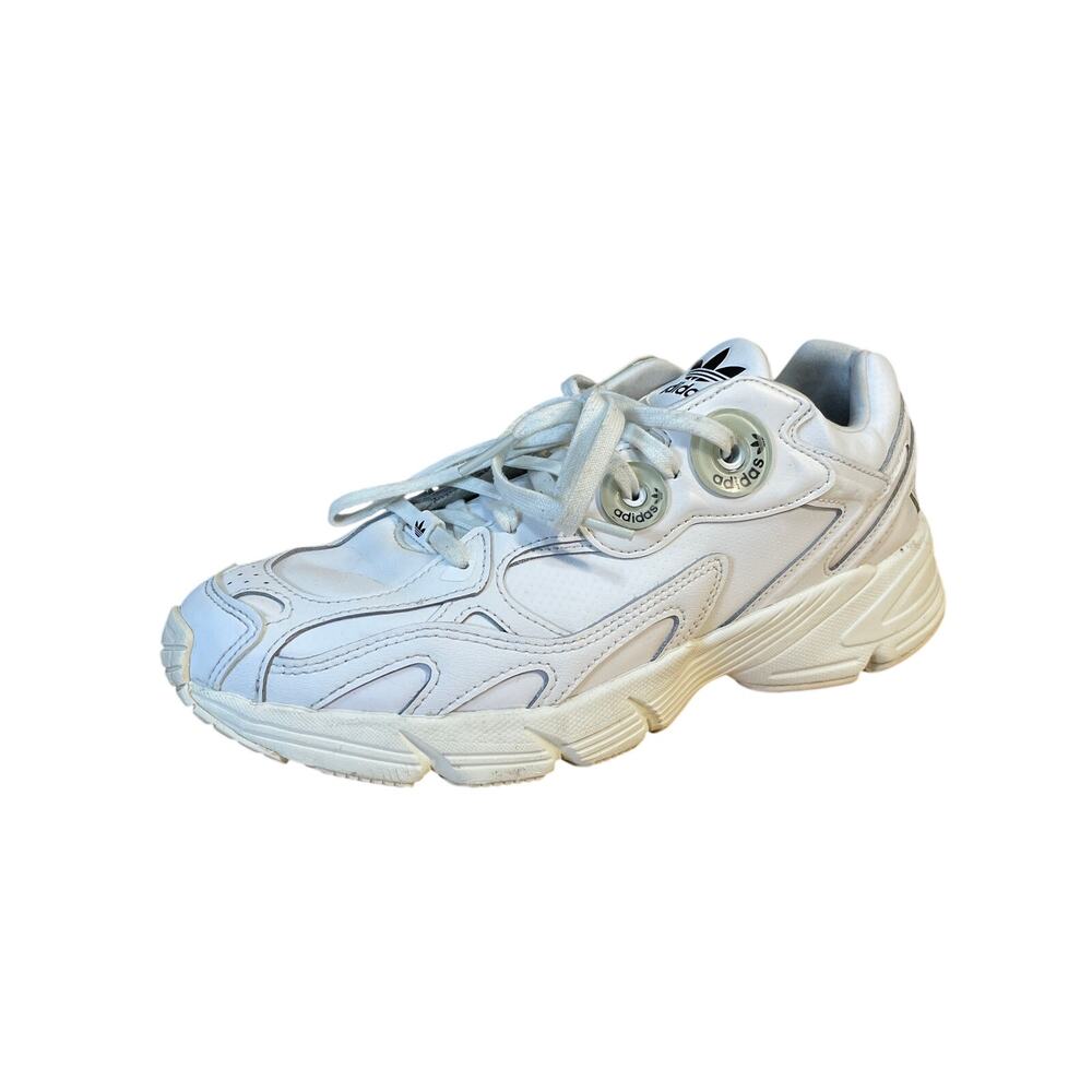 Adidas Originals Astir Women's All White Lace Up Athletic Running Shoes Size 9